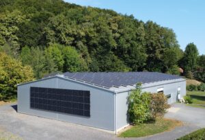 10 kWp PV-Fassade & 30 kWp PV-Dach, Südoststeiermark